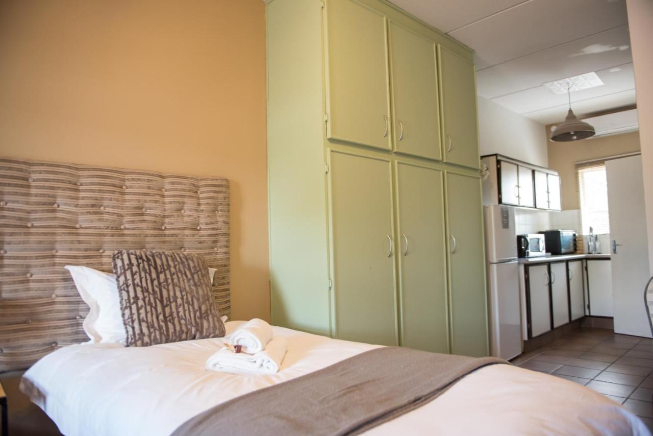 Melrose Place Guestrooms Potchefstroom Zewnętrze zdjęcie